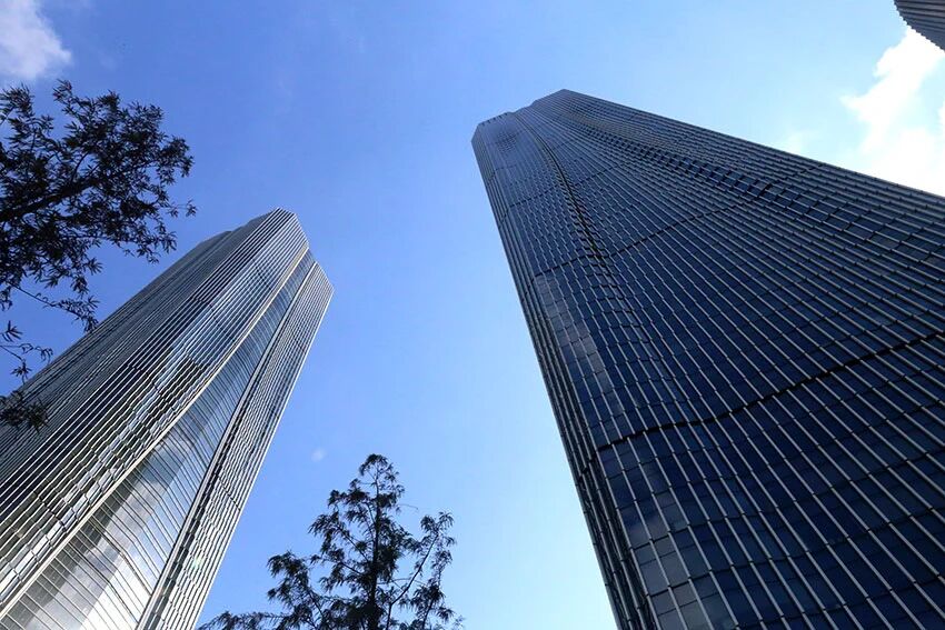 当车衣“跨界”守护生活：诺奇兄弟5防TPU漆面保护膜走进上海张江科学之门